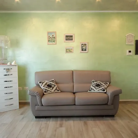 Apartment Delle Rondini *